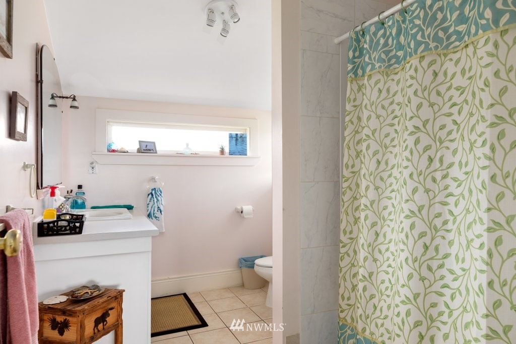 1075 Keystone Hill Road Coupeville, WA 98239 - Photo 17 of 37 Gallery Image 17
