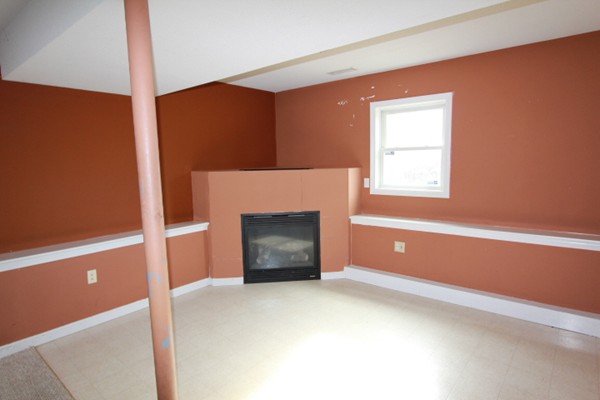 78 Wilmington Avenue Springfield, MA 01119 - Photo 12 of 13