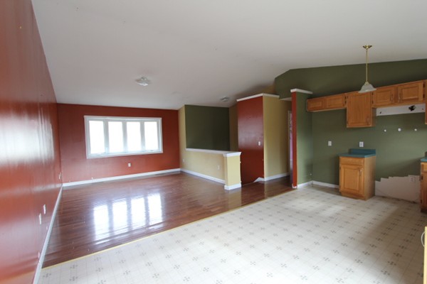 78 Wilmington Avenue Springfield, MA 01119 - Photo 4 of 13