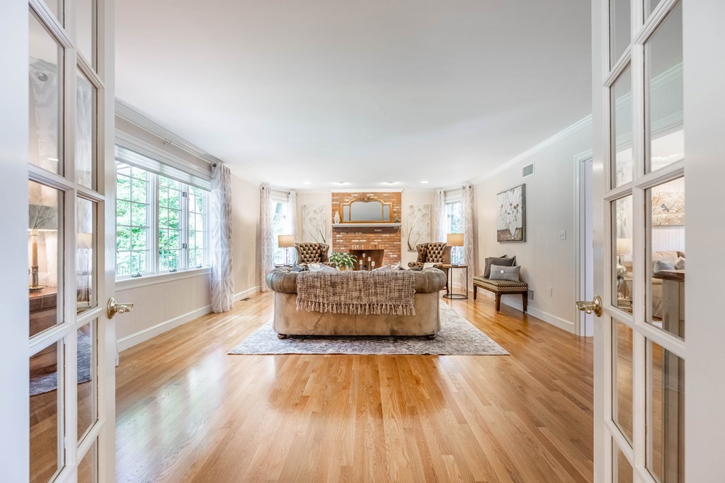 8 Farnham Circle Andover, MA 01810 - Photo 15 of 42