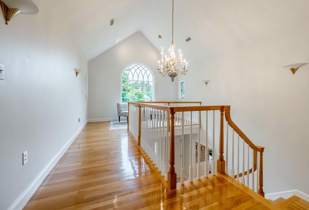 8 Farnham Circle Andover, MA 01810 - Photo 23 of 42