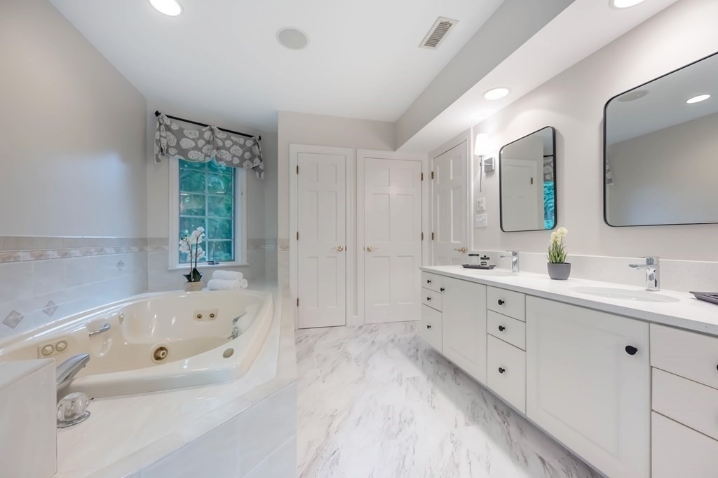 8 Farnham Circle Andover, MA 01810 - Photo 28 of 42