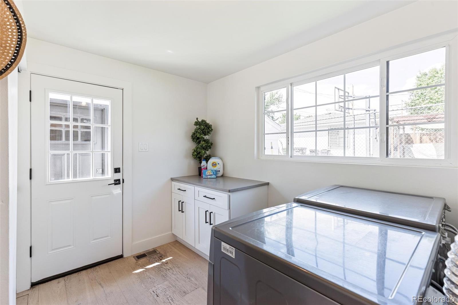 2511 Raleigh Street Denver, CO 80212 - Photo 26 of 41 Gallery Image 26