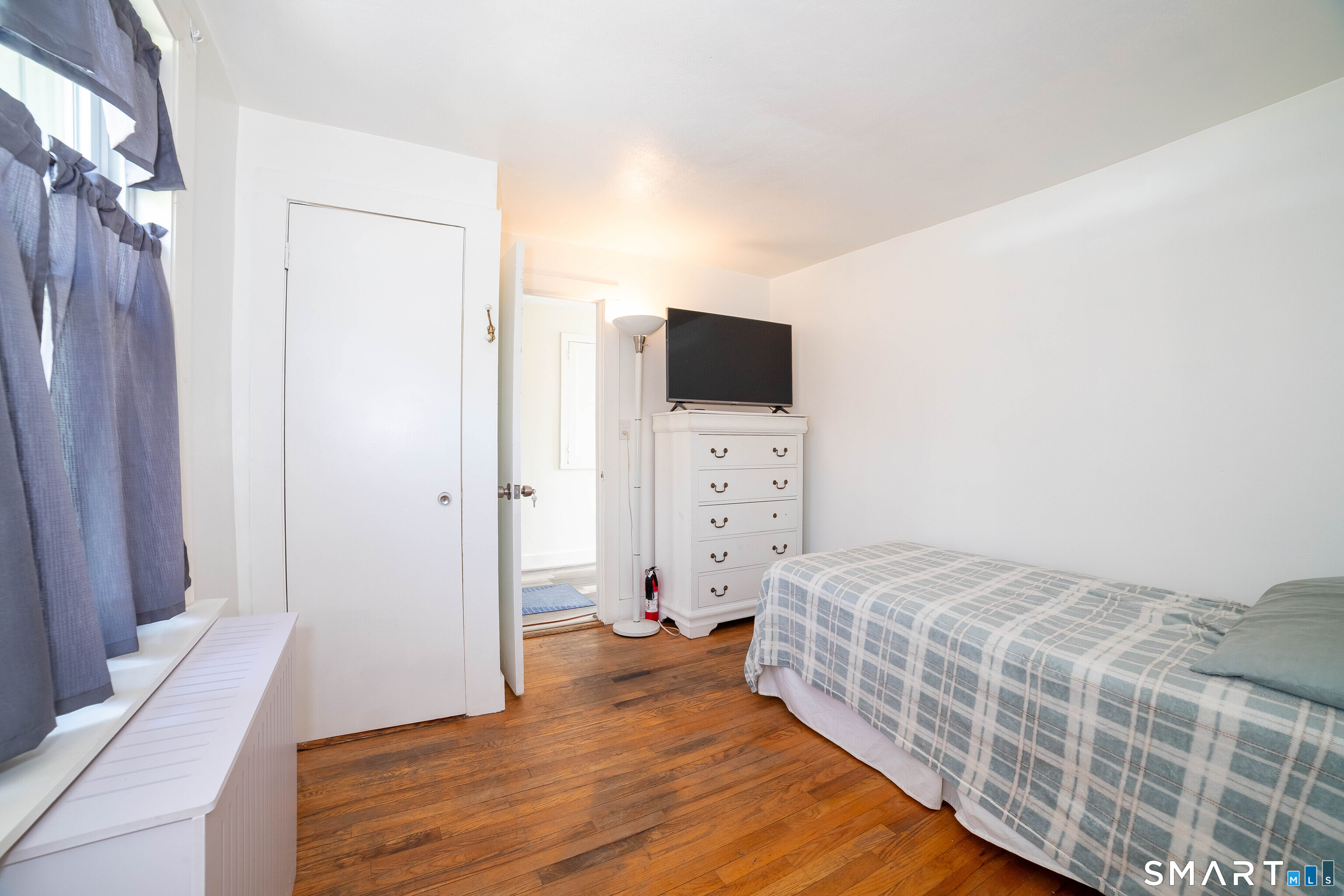 4 Cross Road Chaplin, CT 06235 - Photo 13 of 38