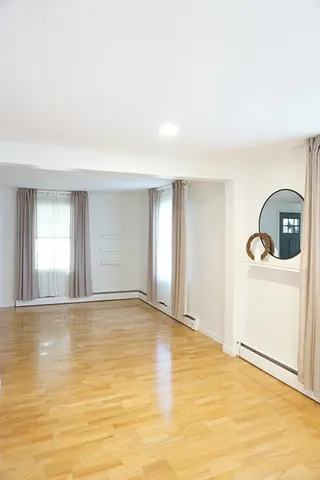 $2,800 | 8 New Fitchburg Road, Townsend, MA 01474