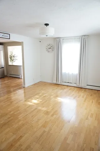 $2,800 | 8 New Fitchburg Road, Townsend, MA 01474