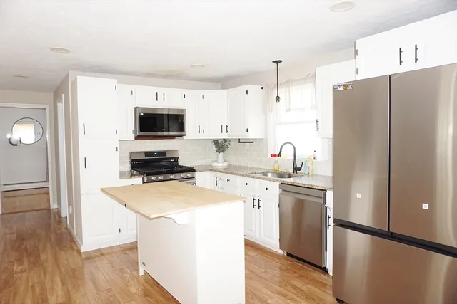 $2,800 | 8 New Fitchburg Road, Townsend, MA 01474