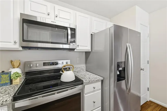 $190,000 | 4285 Cedarcroft Court, Unit 1D, Greensboro, NC 27409