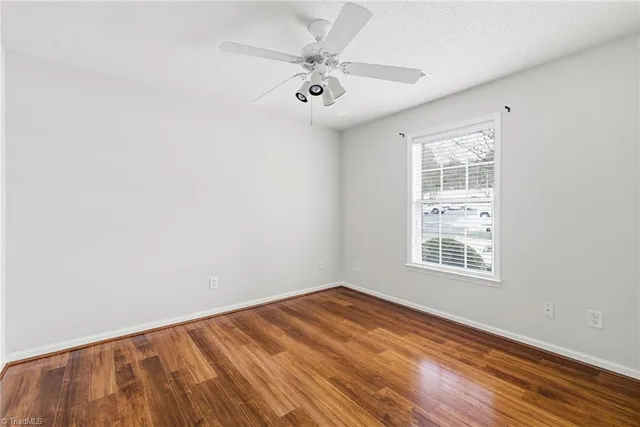 $190,000 | 4285 Cedarcroft Court, Unit 1D, Greensboro, NC 27409