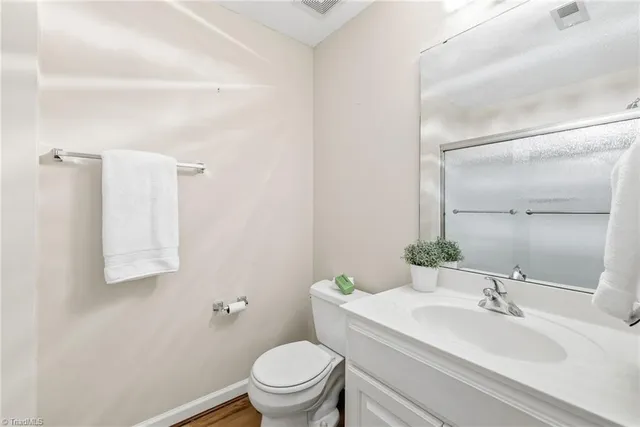 $190,000 | 4285 Cedarcroft Court, Unit 1D, Greensboro, NC 27409