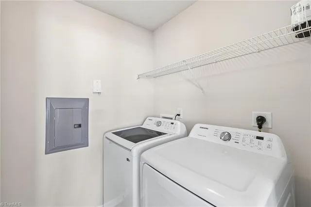 $190,000 | 4285 Cedarcroft Court, Unit 1D, Greensboro, NC 27409