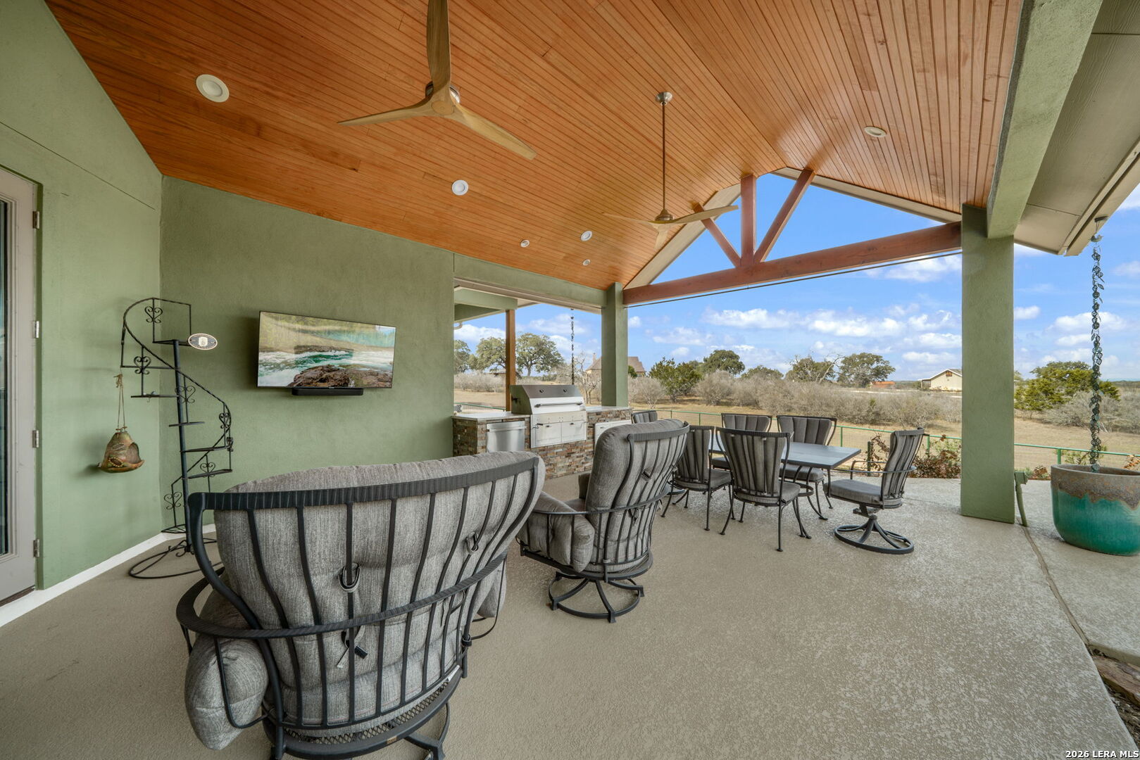 236 Bridle Chase Bandera, TX 78003 - Photo 28 of 48