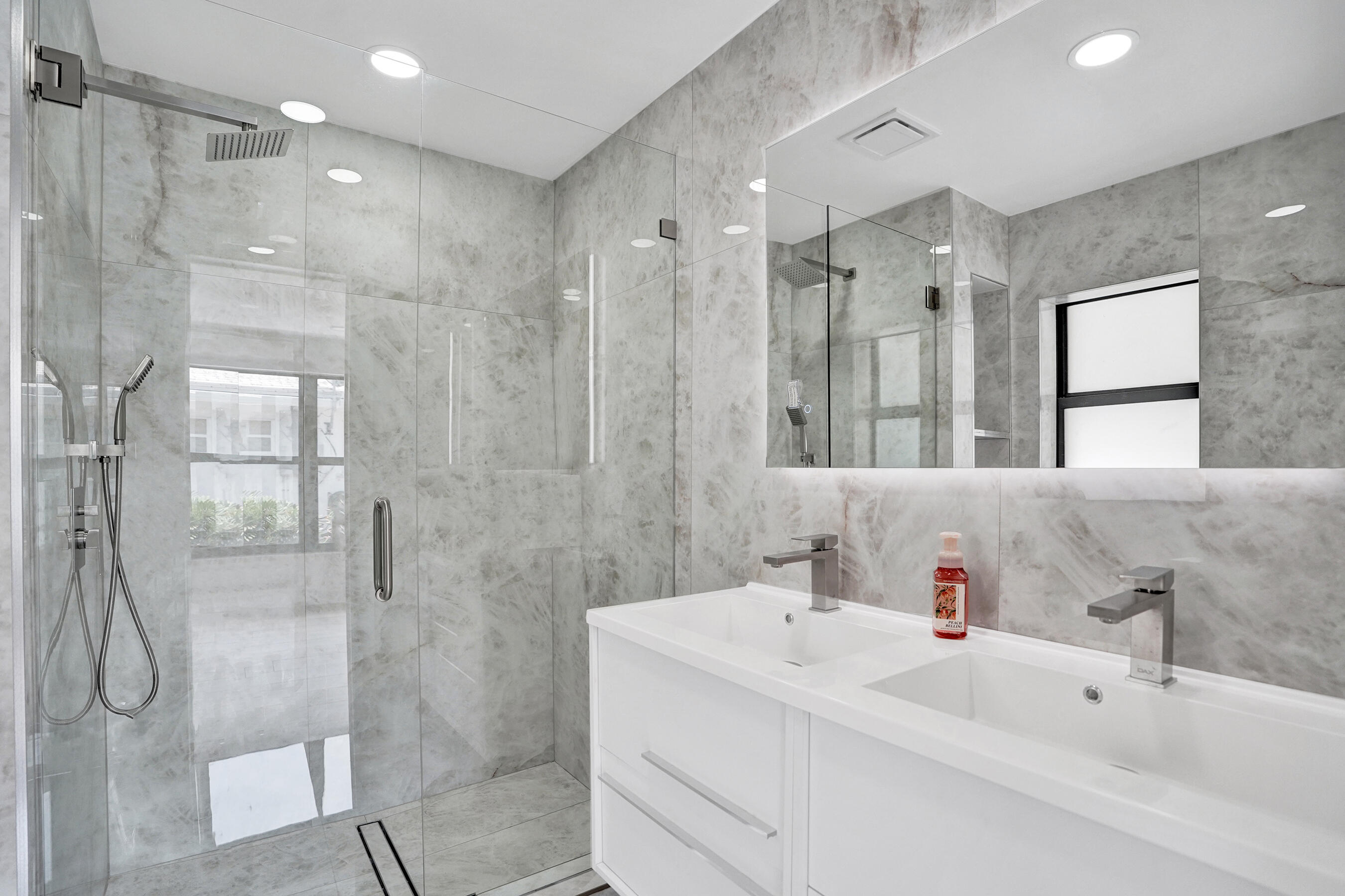 840 Southwest 3rd Street Boca Raton, FL 33486 - Photo 22 of 46 DSC01837