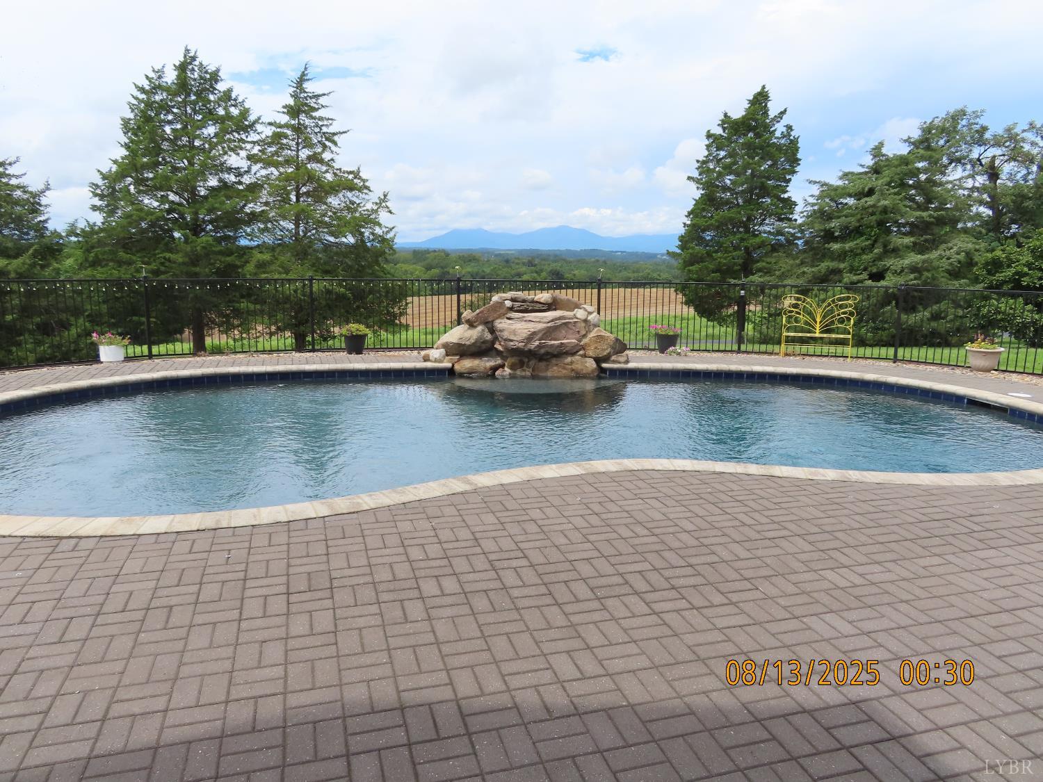 6485 Falling Creek Road Bedford, VA 24523 - Photo 4 of 50 a view of a lake with houses