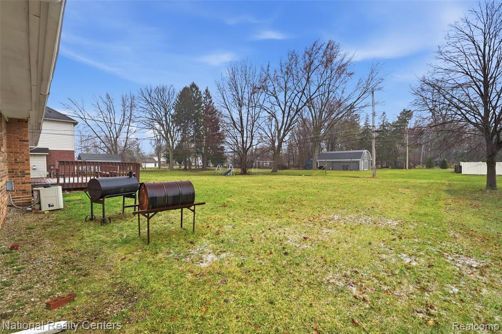 37625 Ryan Road Sterling Heights, MI 48310 - Photo 22 of 30