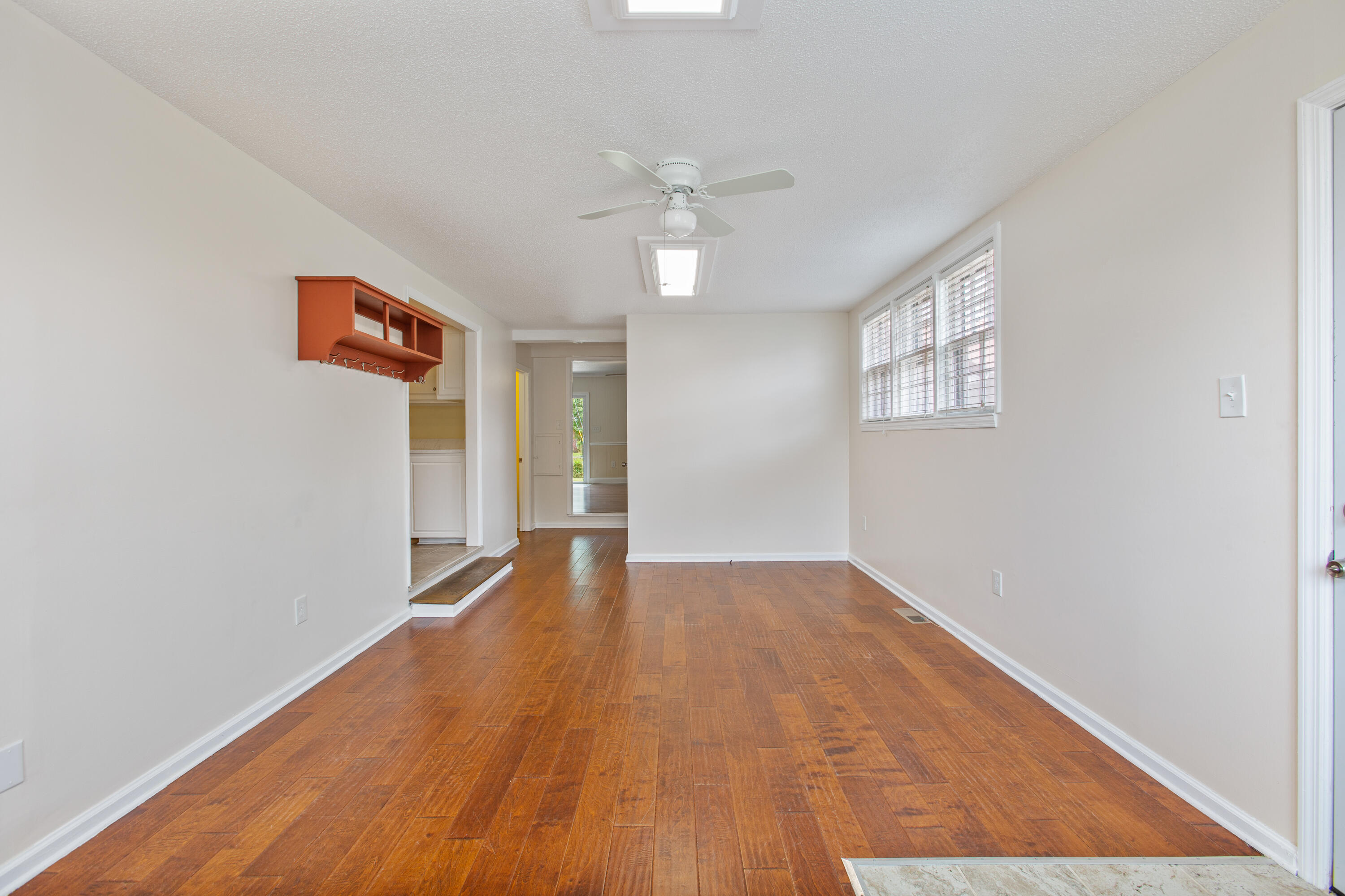 113 Center Street Moncks Corner, SC 29461 - Photo 9 of 31 flex/living/dining