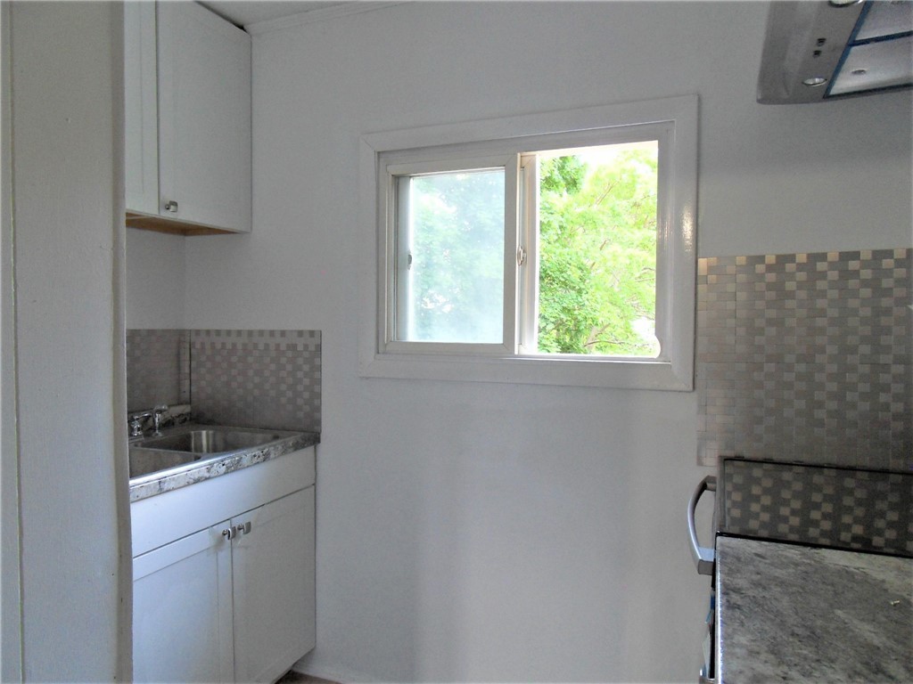 244 Cass Avenue Woonsocket, RI 02895 - Photo 15 of 42