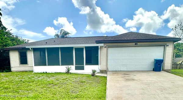 $1,900 | 1184 Sapphire Street Southeast, Palm Bay, FL 32909