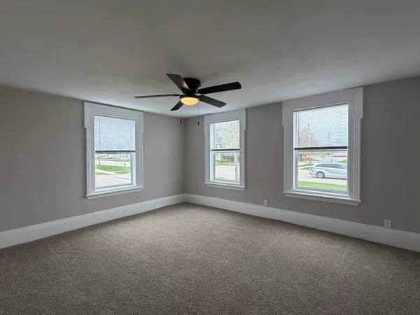 $216,900 | 221 Center Janesville Wi 53548, Janesville, WI 53548