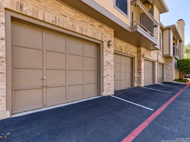 $875 | 11839 Parliament Street, Unit 1622, San Antonio, TX 78216