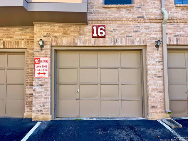 $875 | 11839 Parliament Street, Unit 1622, San Antonio, TX 78216