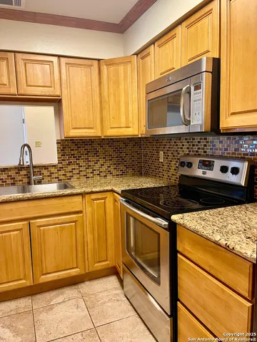 $875 | 11839 Parliament Street, Unit 1622, San Antonio, TX 78216