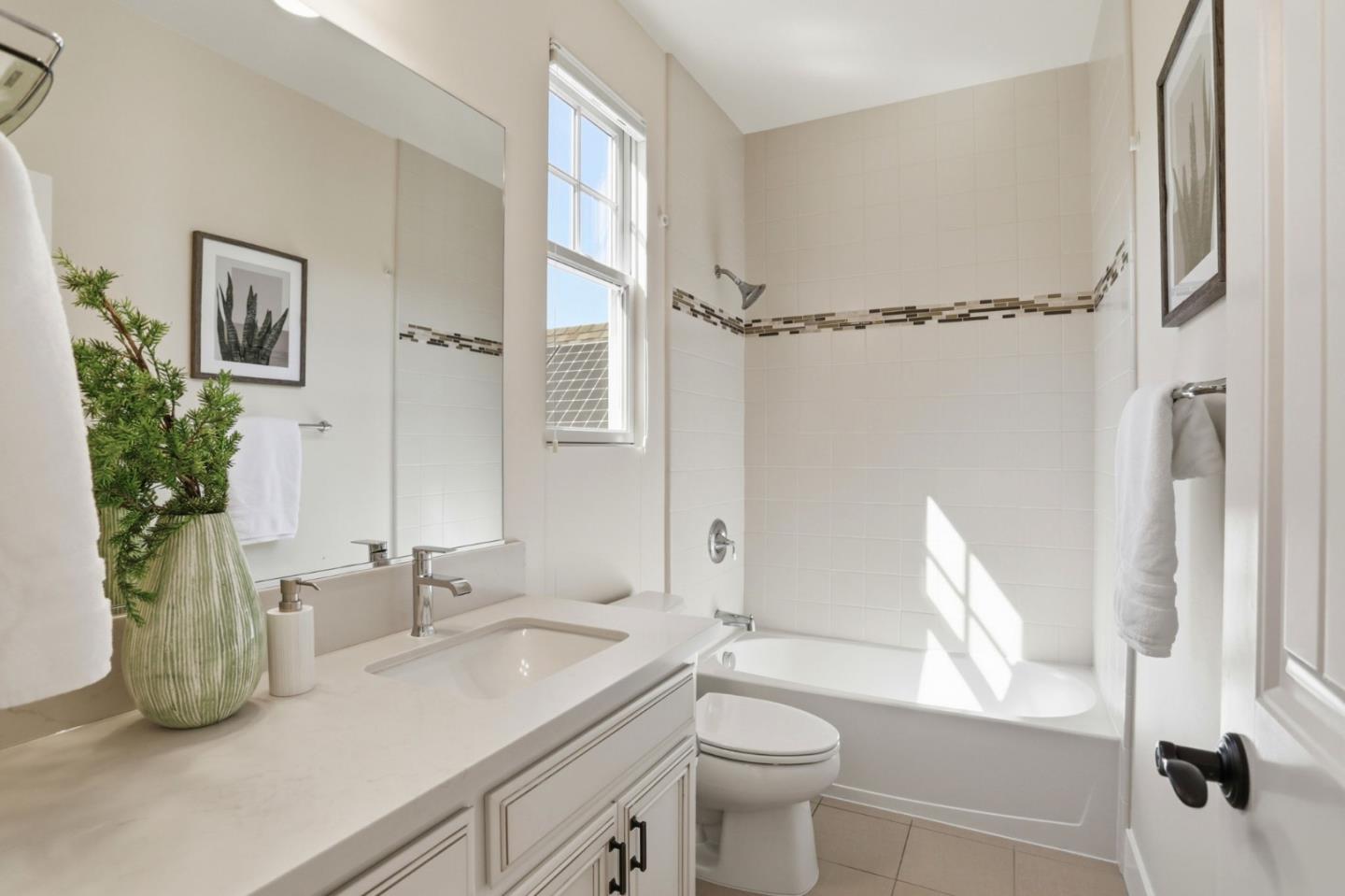 948 Rincon Street Mountain View, CA 94040 - Photo 14 of 22