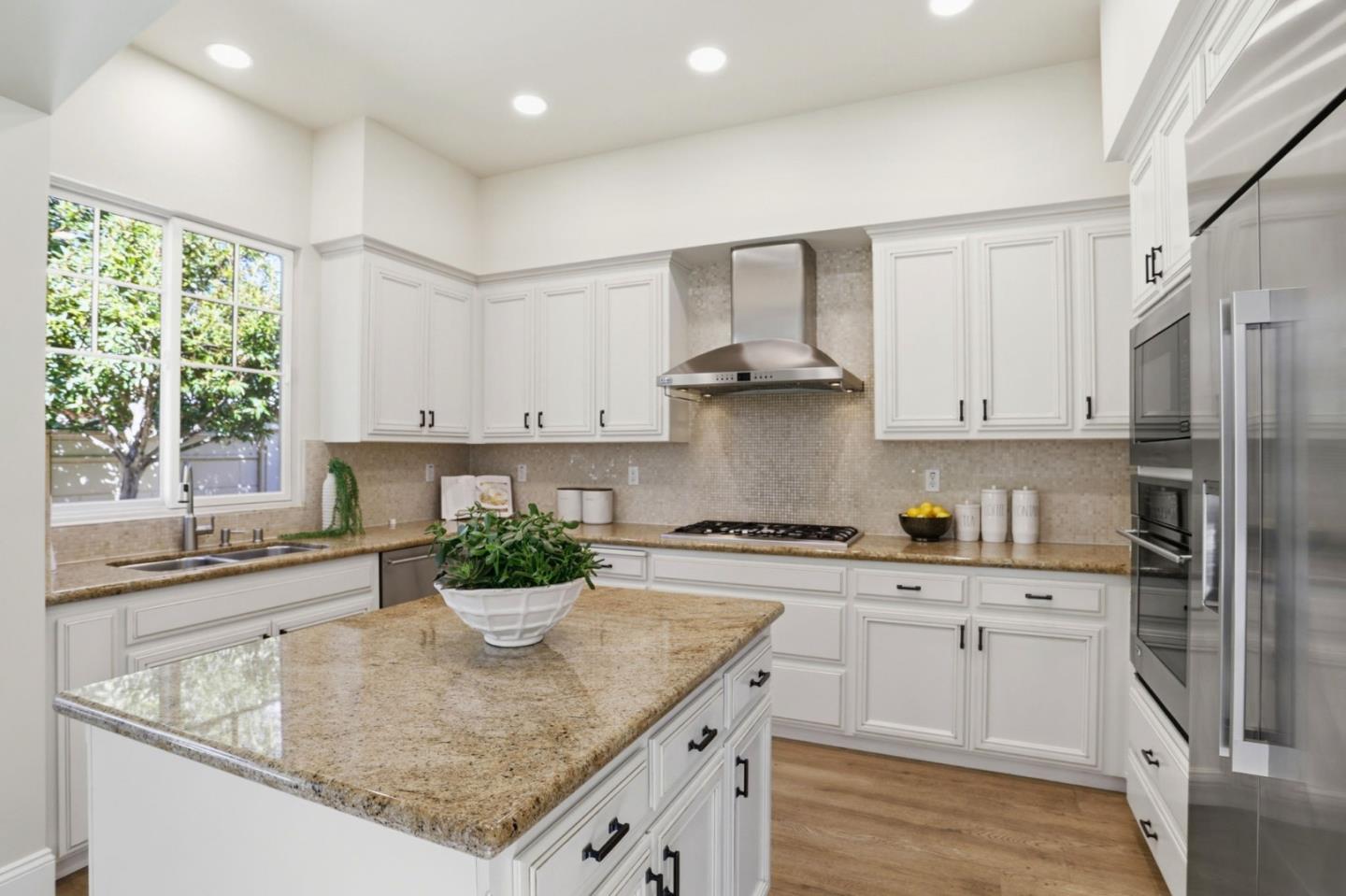 948 Rincon Street Mountain View, CA 94040 - Photo 6 of 22