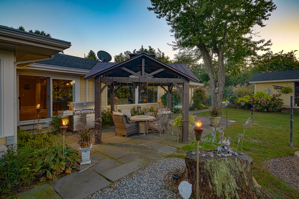 11 Dees Circle Warwick, RI 02889 - Photo 33 of 50