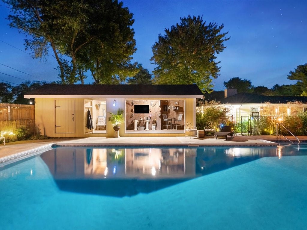 11 Dees Circle Warwick, RI 02889 - Photo 41 of 50