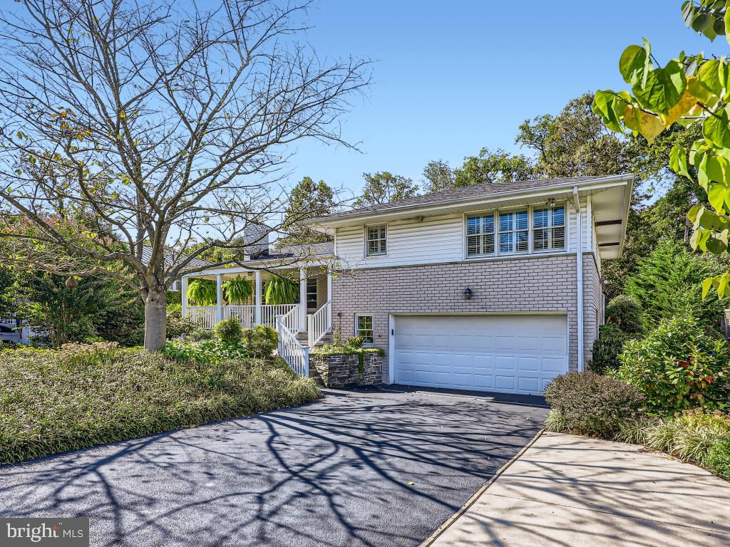 6120 Haddon Hall Road Baltimore, MD 21212 - Photo 2 of 34 Ample driveway and parking spaces