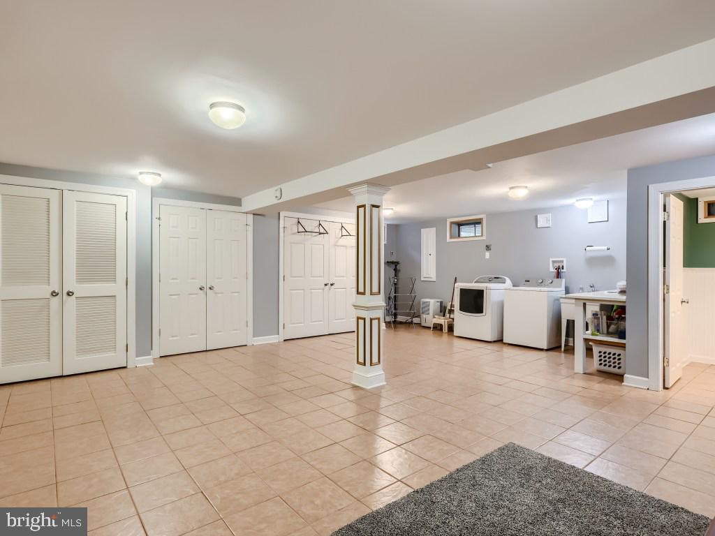 6120 Haddon Hall Road Baltimore, MD 21212 - Photo 27 of 34 Large finished basement