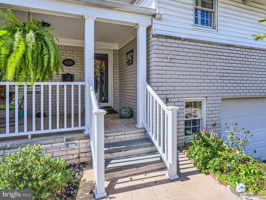 6120 Haddon Hall Road Baltimore, MD 21212 - Photo 3 of 34 Beautiful front porch