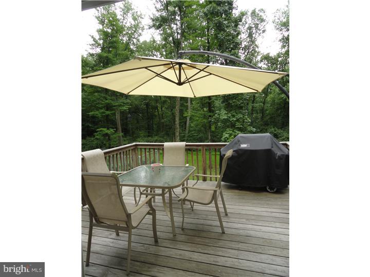 64 Overlook Road Morgantown, PA 19543 - Photo 21 of 25 Deck