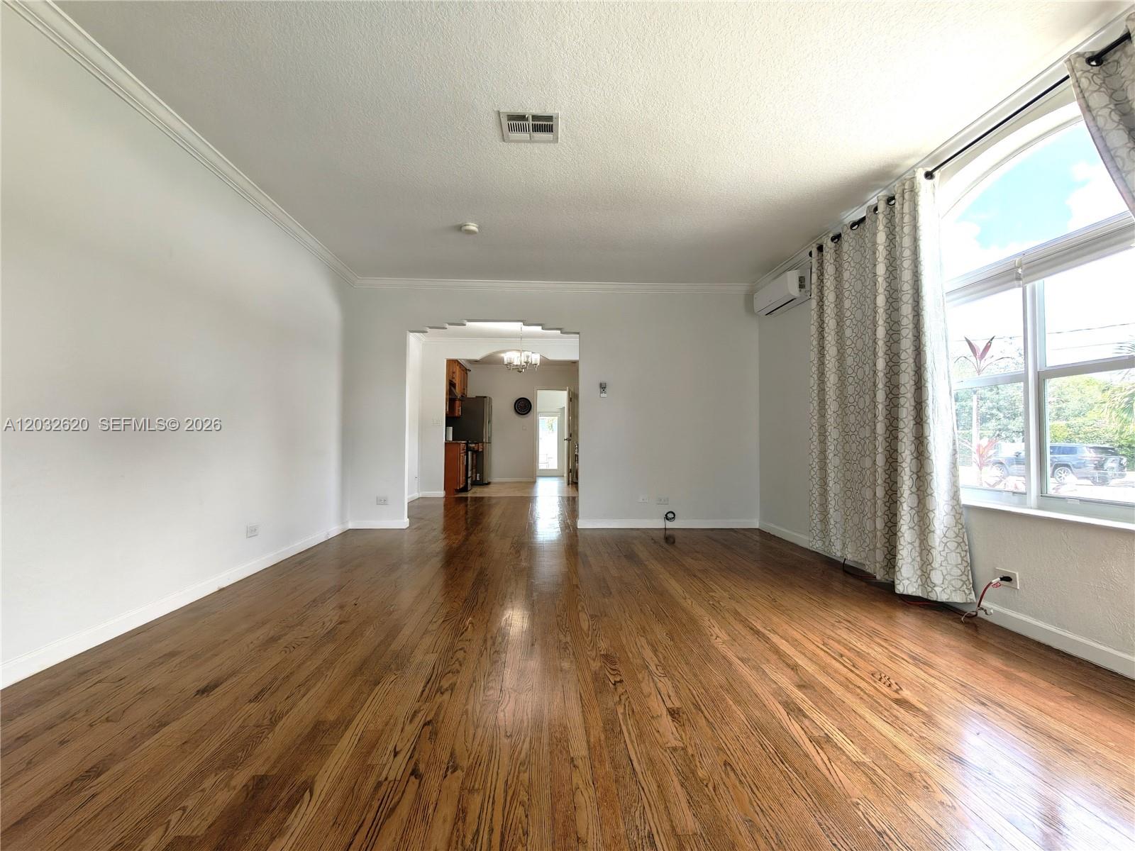 470 Southwest 25th Road Miami, FL 33129 - Photo 4 of 17