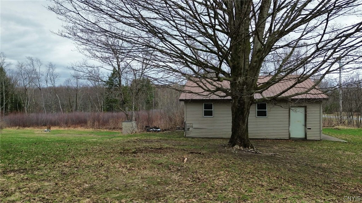 333 Albion Cross Road Pulaski, NY 13142 - Photo 10 of 28