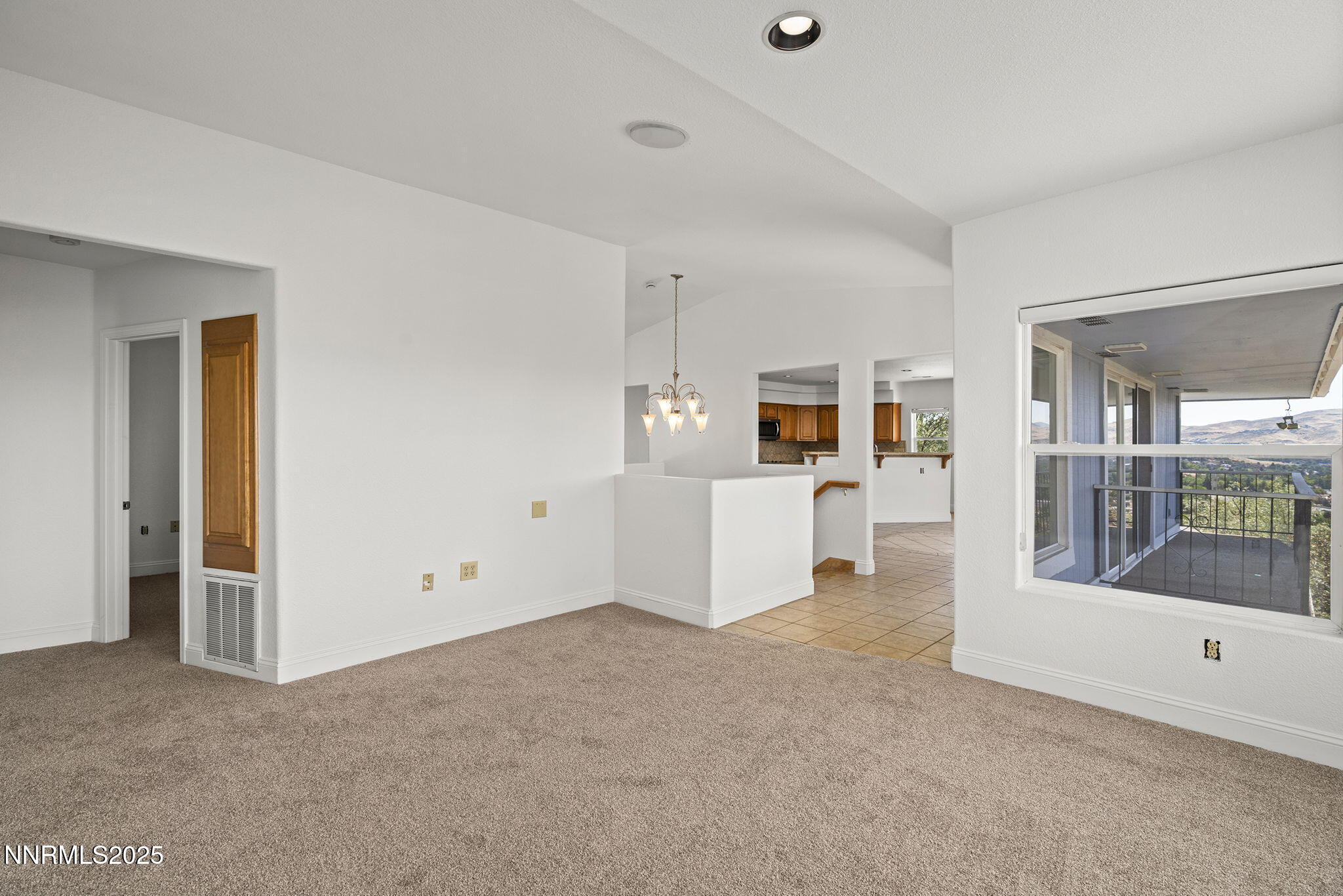 5525 Point View Way Sparks, NV 89431 - Photo 23 of 53 23-web-or-mls-_DSC2114