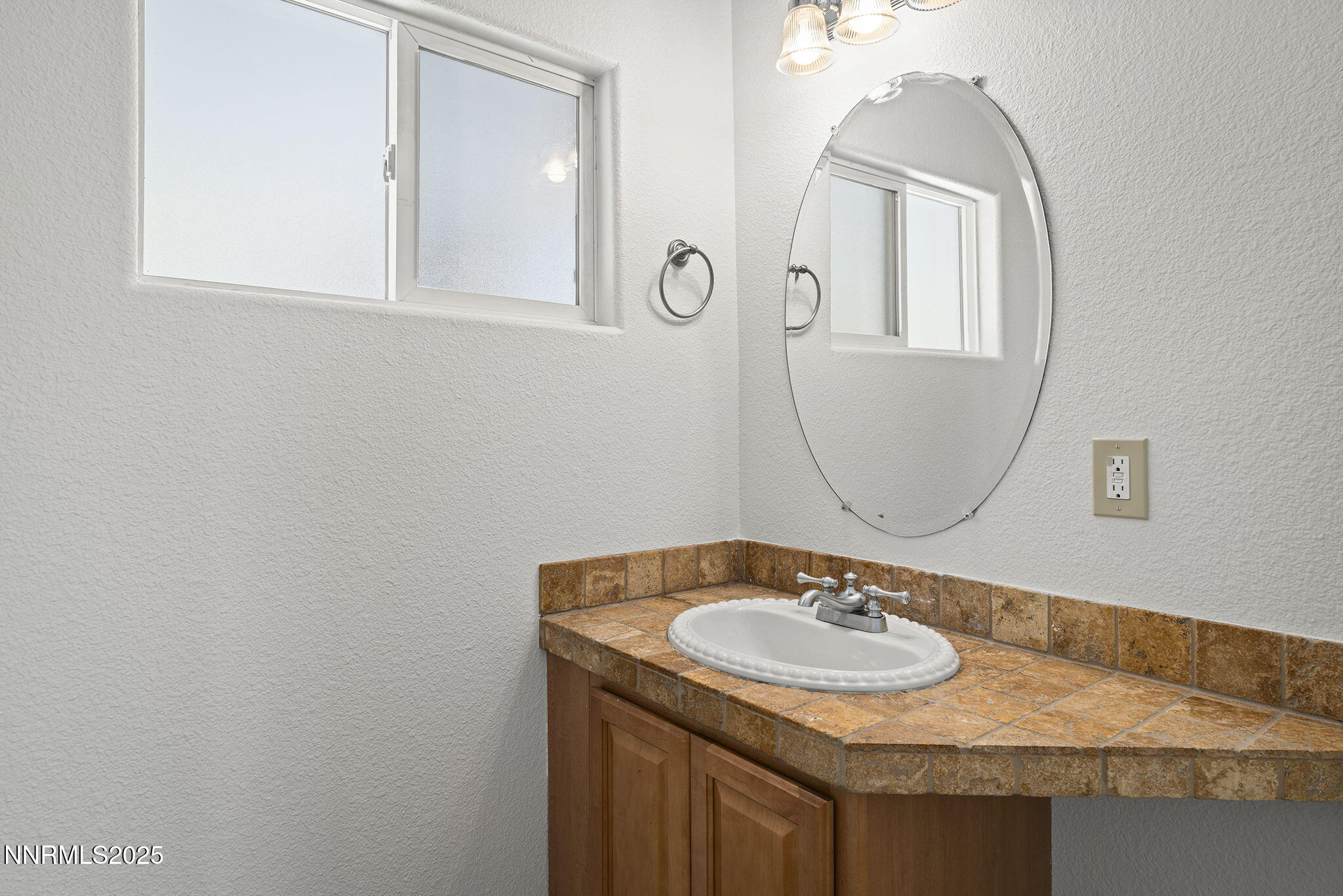 5525 Point View Way Sparks, NV 89431 - Photo 44 of 53 44-web-or-mls-_DSC2109