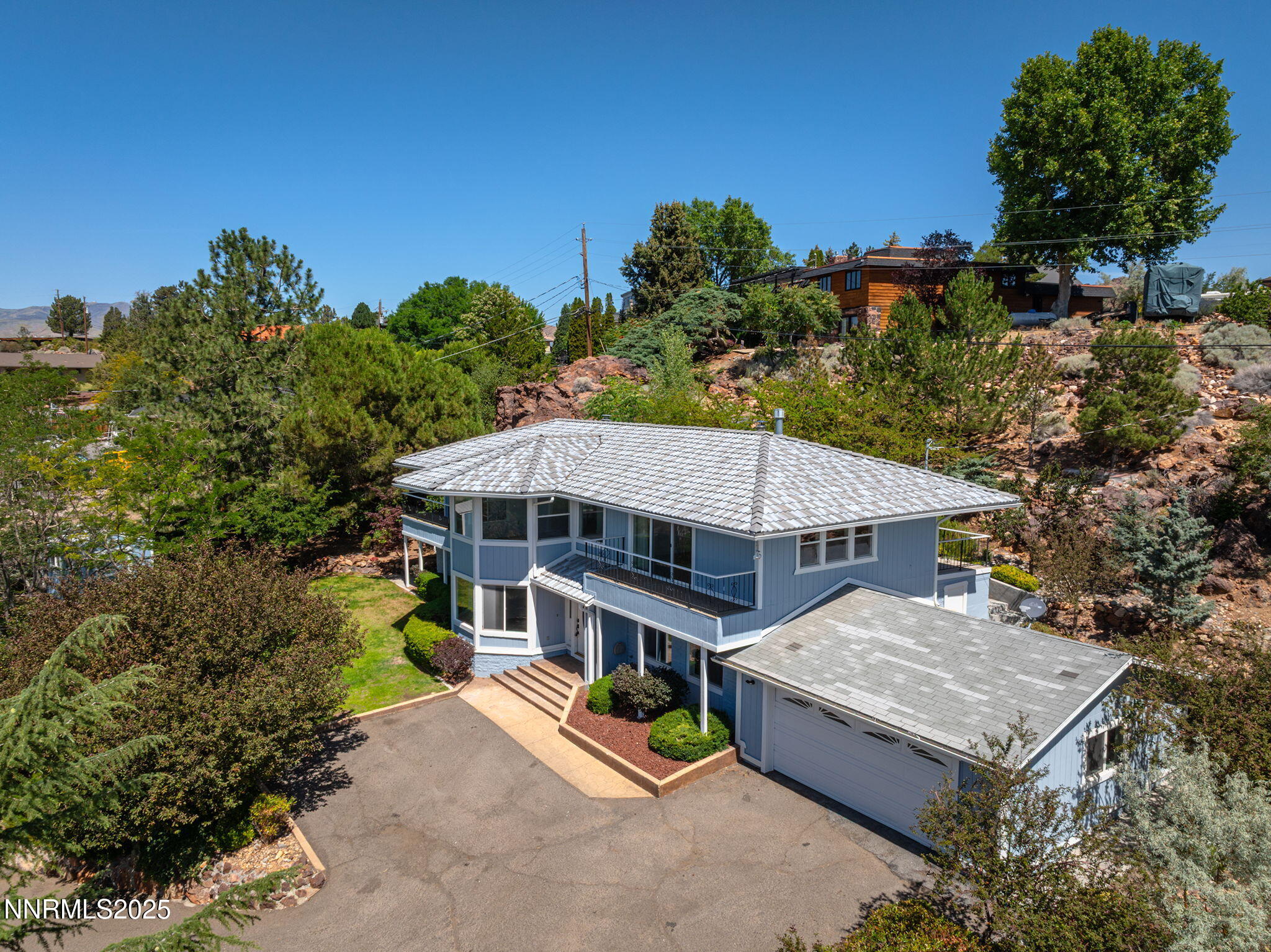 5525 Point View Way Sparks, NV 89431 - Photo 6 of 53 6-web-or-mls-DJI_0596