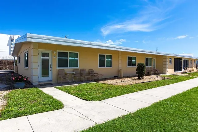 $6,300 | 6006 Midnight Pass Road, Unit 58, Sarasota, FL 34242