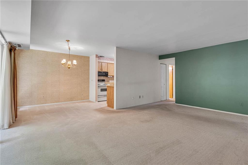 65 Darlington Road, Unit B33 Beaver Falls, PA 15010 - Photo 5 of 17 Gallery Image 5