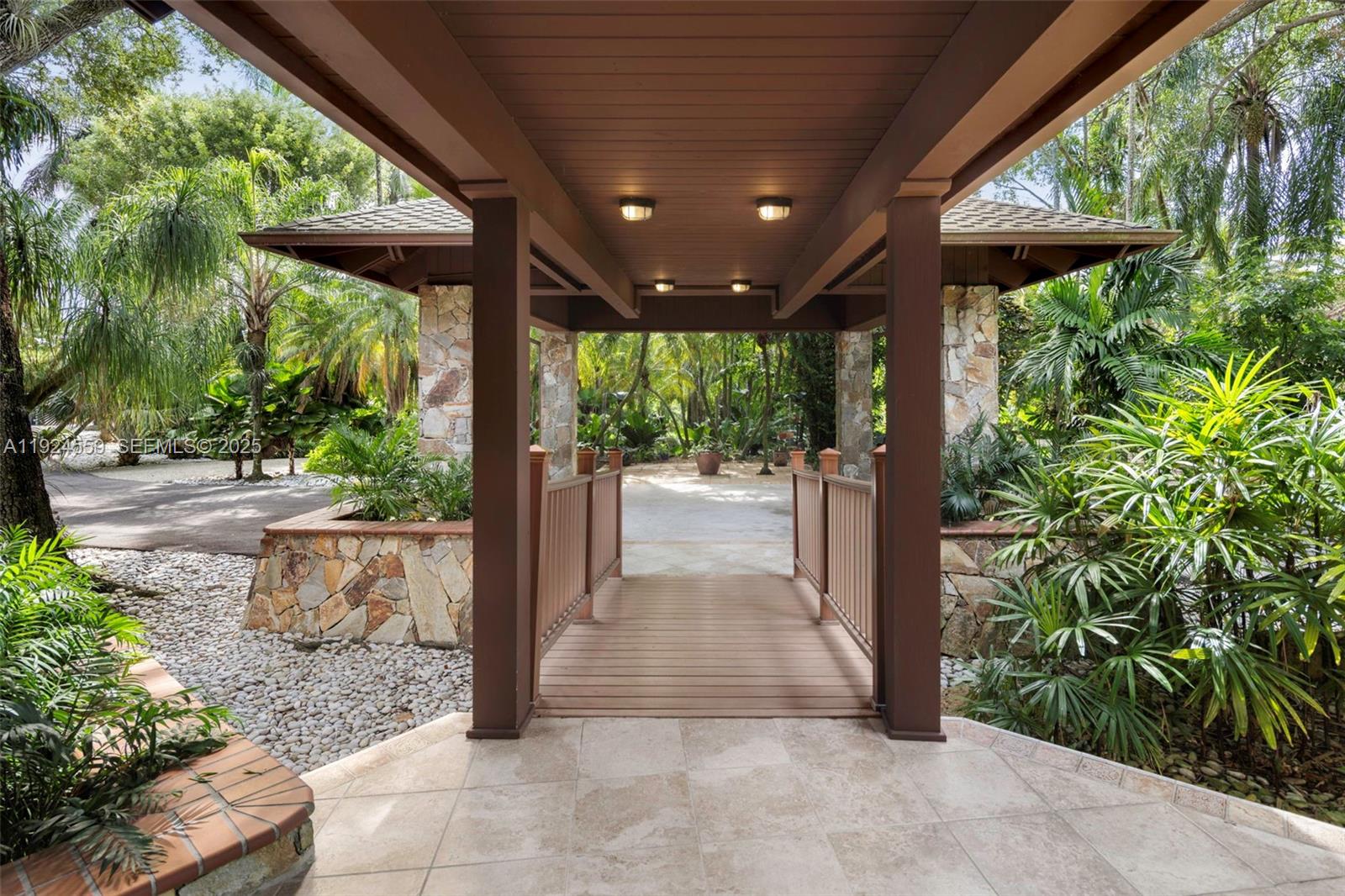 21675 Southwest 232nd Street Miami, FL 33170 - Photo 2 of 82