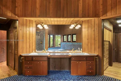 $3,250,000 | 21675 Southwest 232nd Street, Miami, FL 33170