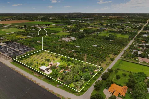 $3,250,000 | 21675 Southwest 232nd Street, Miami, FL 33170