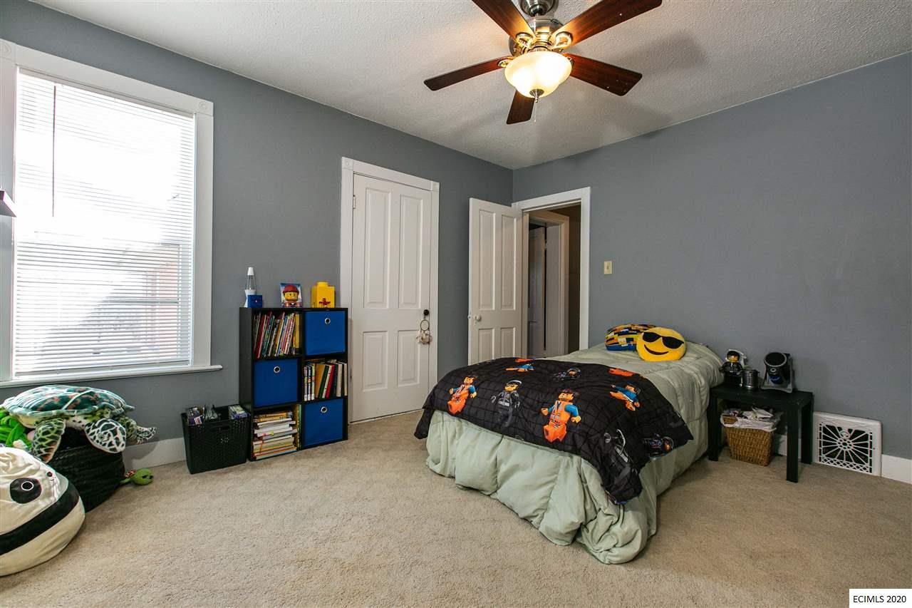 882 Cleveland Avenue Dubuque, IA 52003 - Photo 21 of 31 Gallery Image 21