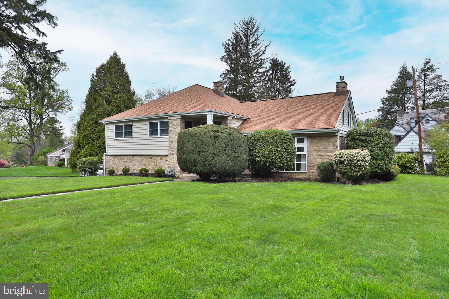 838 Washington Lane Rydal, PA 19046 - Photo 3 of 40 Gallery Image 3