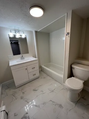 $2,750 | 4 Kilby Street, Unit 1, Woburn, MA 01801