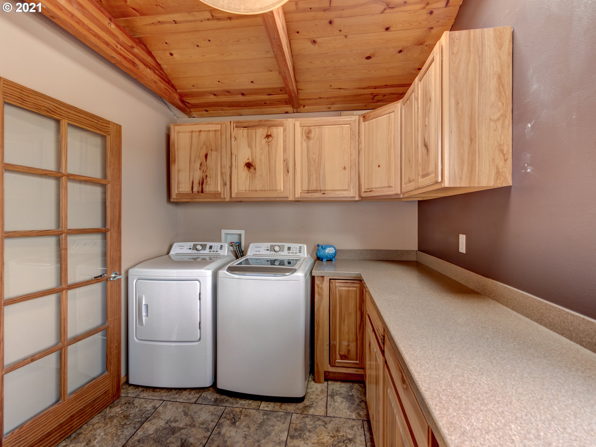 225 South 72nd Street Springfield, OR 97478 - Photo 12 of 31 Gallery Image 12
