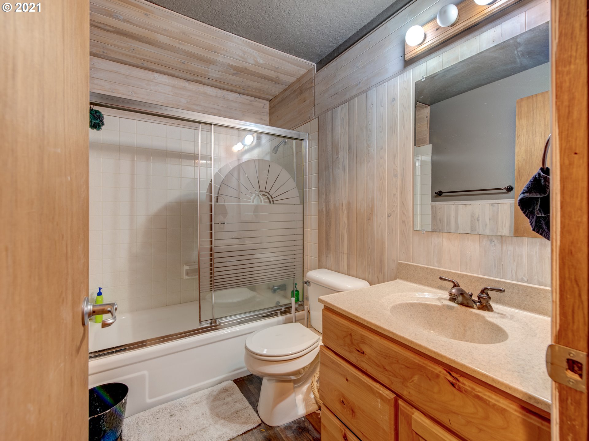 225 South 72nd Street Springfield, OR 97478 - Photo 18 of 31 Gallery Image 18