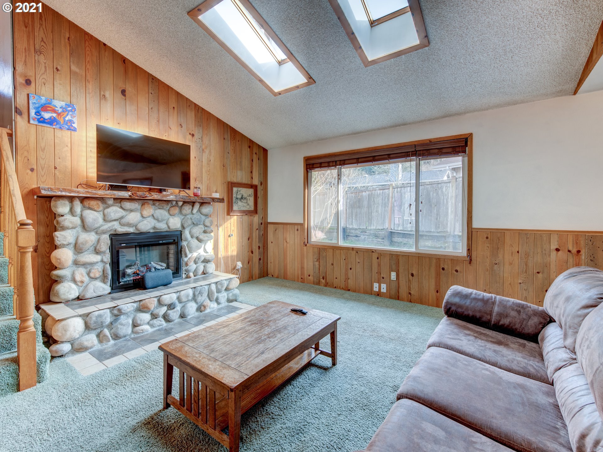 225 South 72nd Street Springfield, OR 97478 - Photo 5 of 31 Gallery Image 5